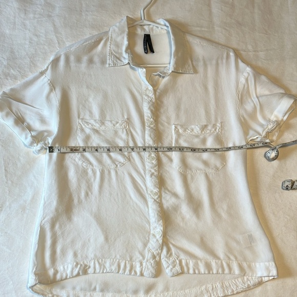Gentle Fawn White Short Sleeve Button Down Shirt - Picture 7 of 8